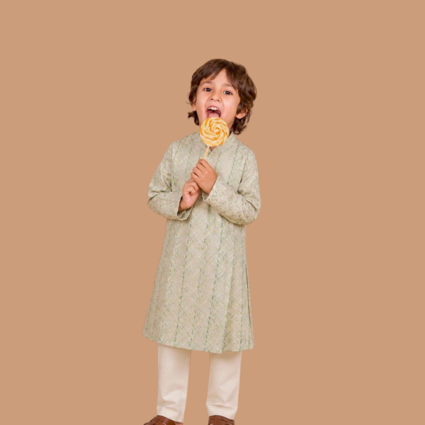 CHIKANKARI KURTA